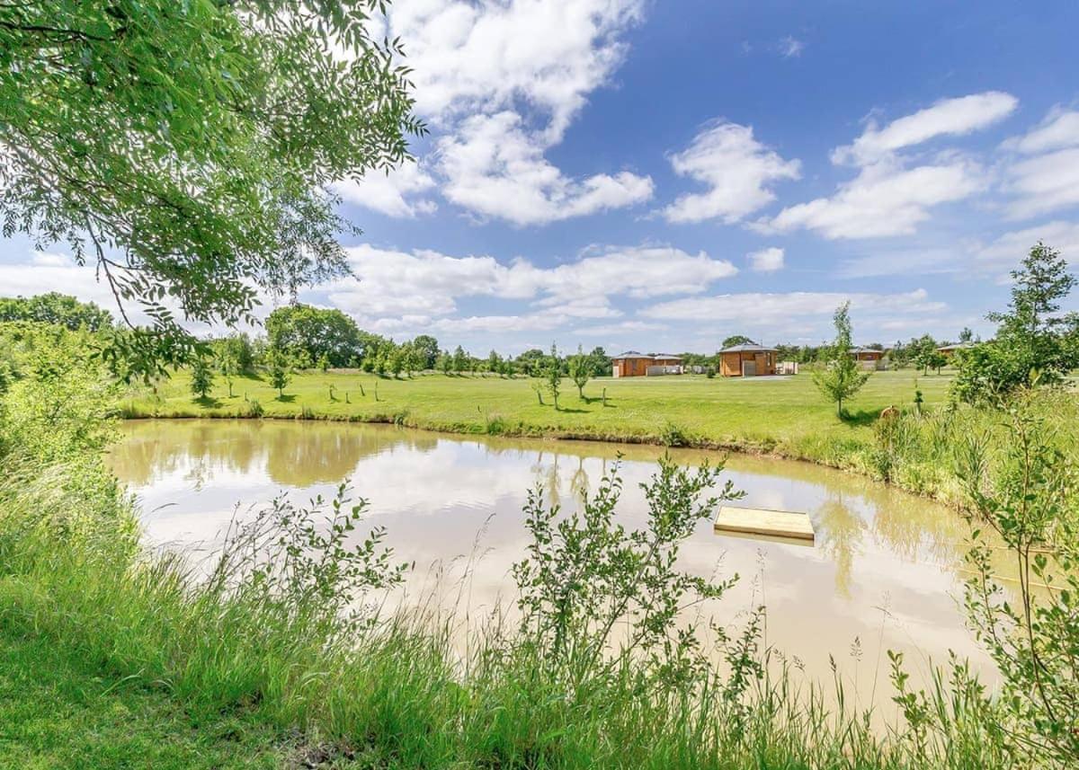 Green Meadows Park Garton Exterior foto